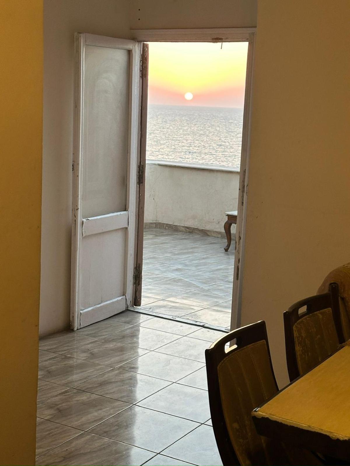 Gazde/Camere de închiriat Haidar House A Private For Men Only At Shared غرف خاصه للرجال فقط Alexandria